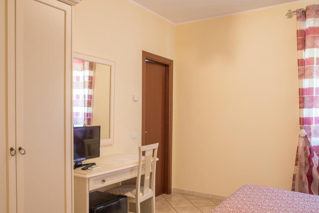 L'Infinito Bed & Breakfast Carbognano ภายนอก รูปภาพ